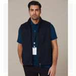 PF09-Diamond-Fleece-Vest-Men's-Model